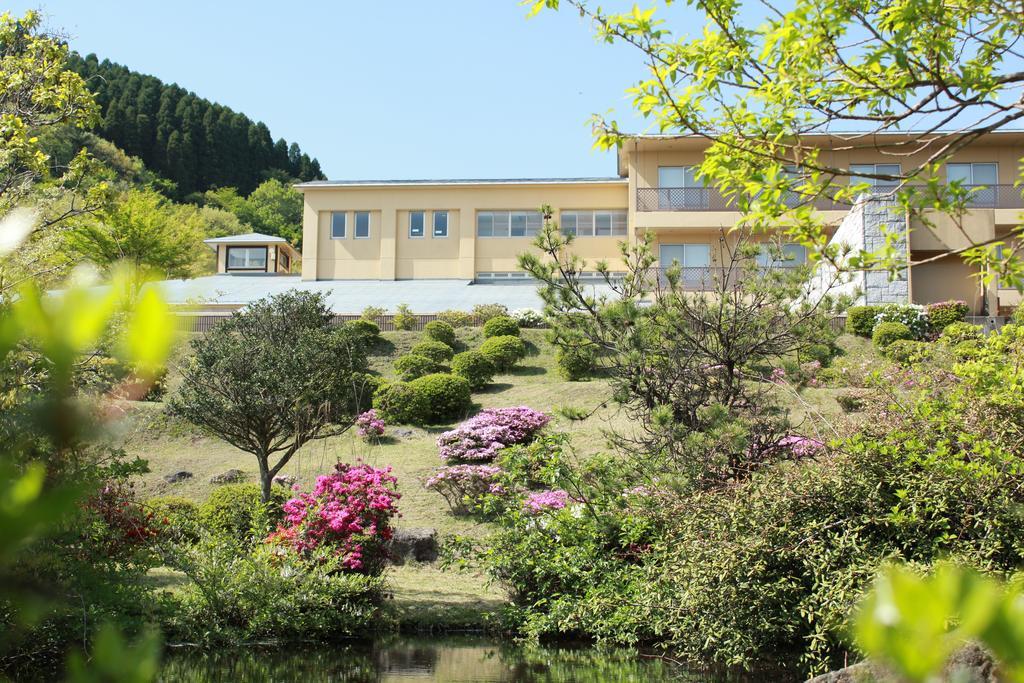 Kuju Kogen Hotel Taketa Exterior foto